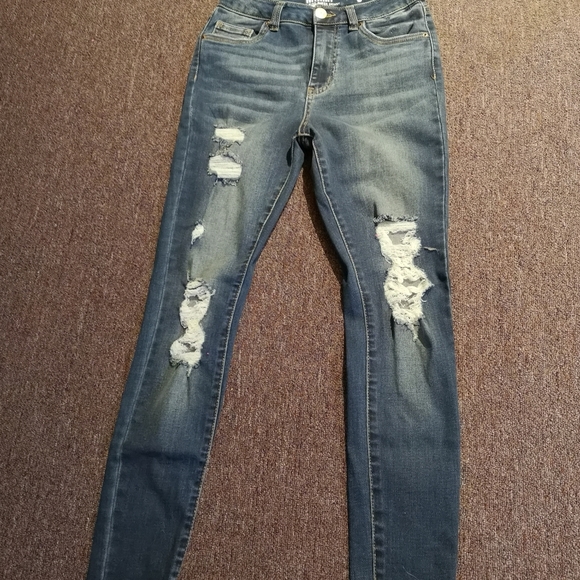 🔵 3/$30 Size 5 MIAMI Women's High Rise Jeans - Picture 4 of 15